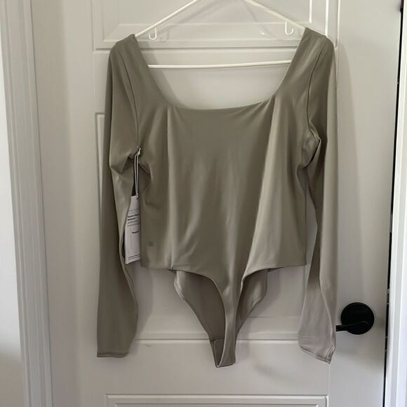 New Lululemon Square-Neck Bodysuit - Picture 6 of 6